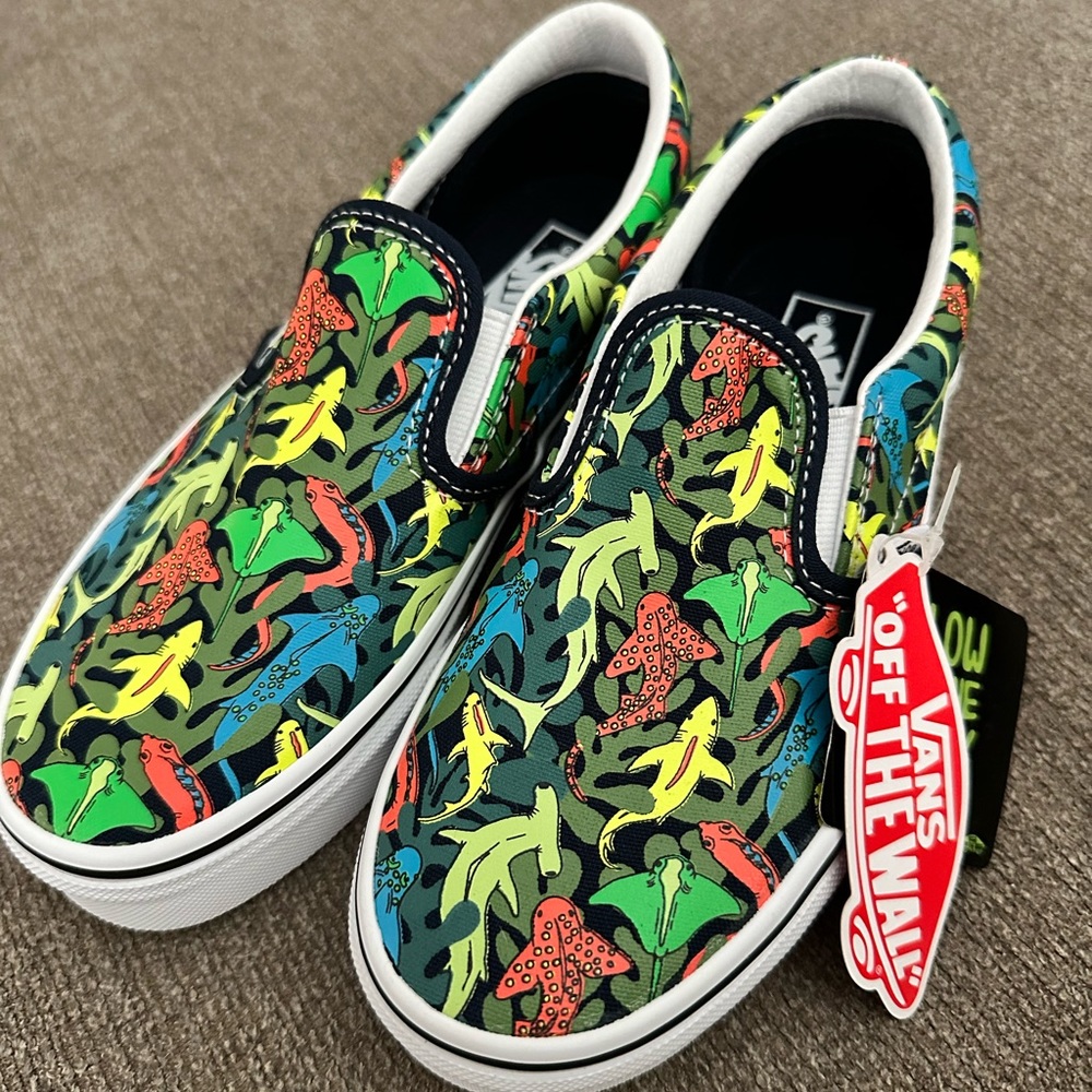 Kids slip-on Vans size 3